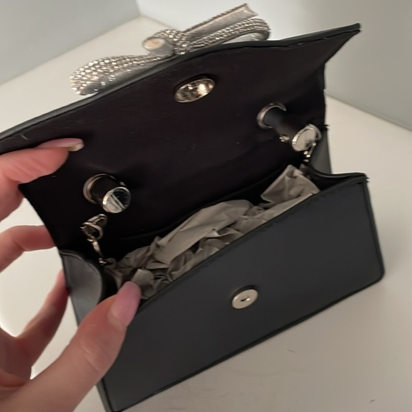 Black Rhinestone Bow detail Purse Bag - Picture 4 of 5